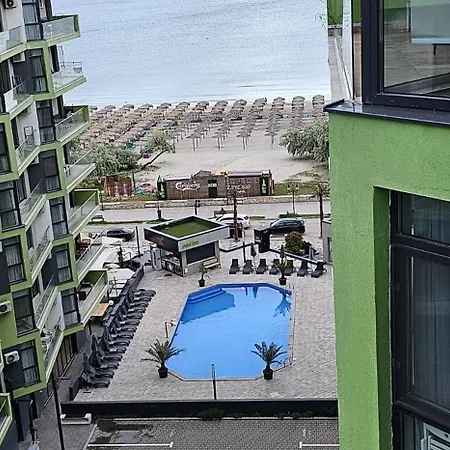 Jumeirah - Pool & Prima Linie La Mare