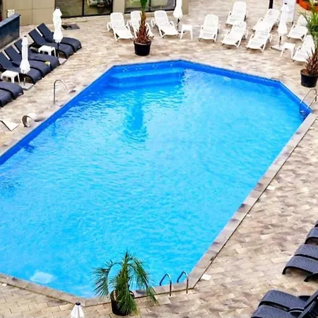 Jumeirah - Pool & Prima Linie La Mare * Нэводари