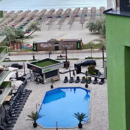 Apartament Jumeirah - Pool & Prima Linie La Mare *