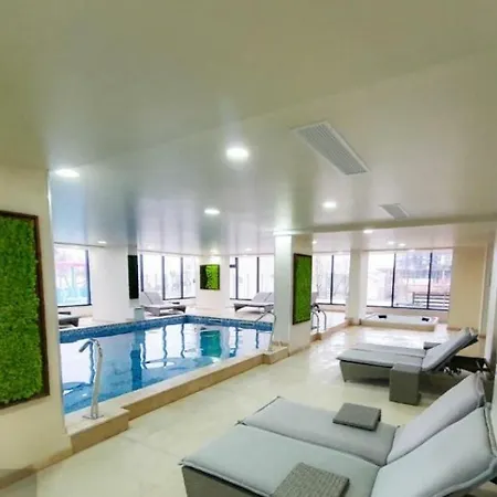 Jumeirah - Pool & Prima Linie La Mare Apartament Năvodari